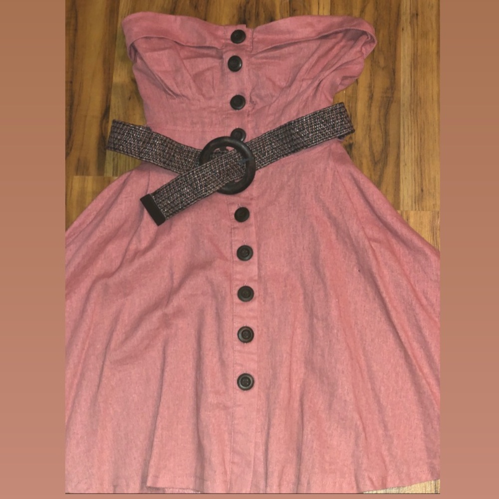 Dress - Picture 4 of 4